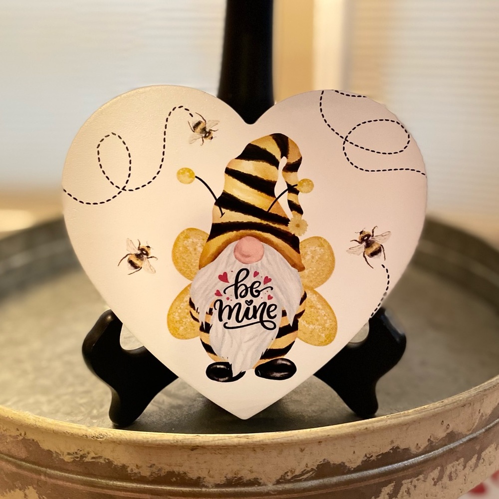 Bumblebee Gnome Heart Shaped Wood Decor Sign For Tier Tray, Tabletop or Shelf